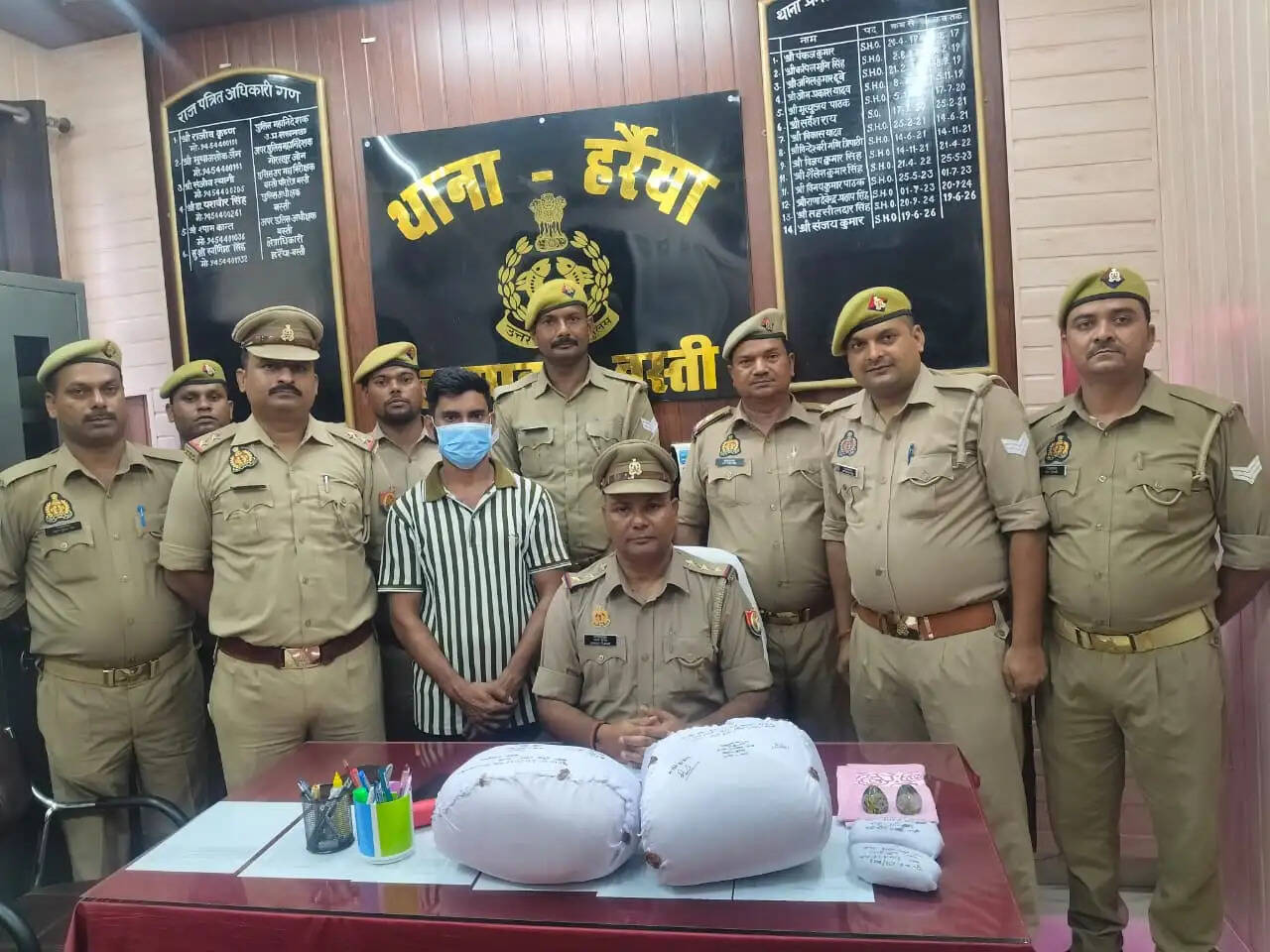 नामित सभासद 10 किलो गांजे के साथ गिरफ्तार