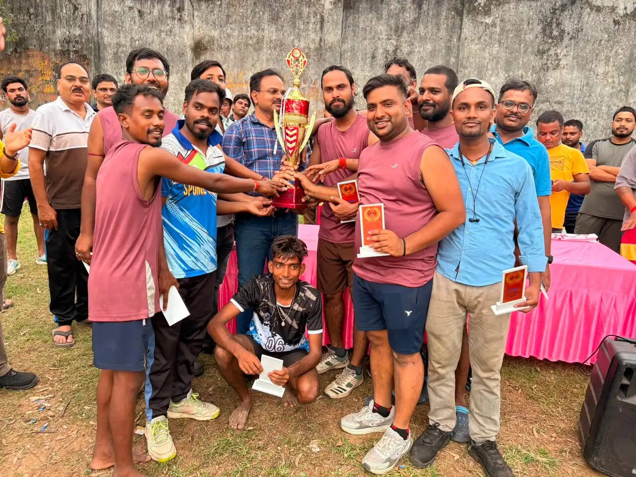 बीएफसीएल वॉलीबॉल टूर्नामेंट का समापन, डीआरआई डिफेंडर्स बनी विजेता