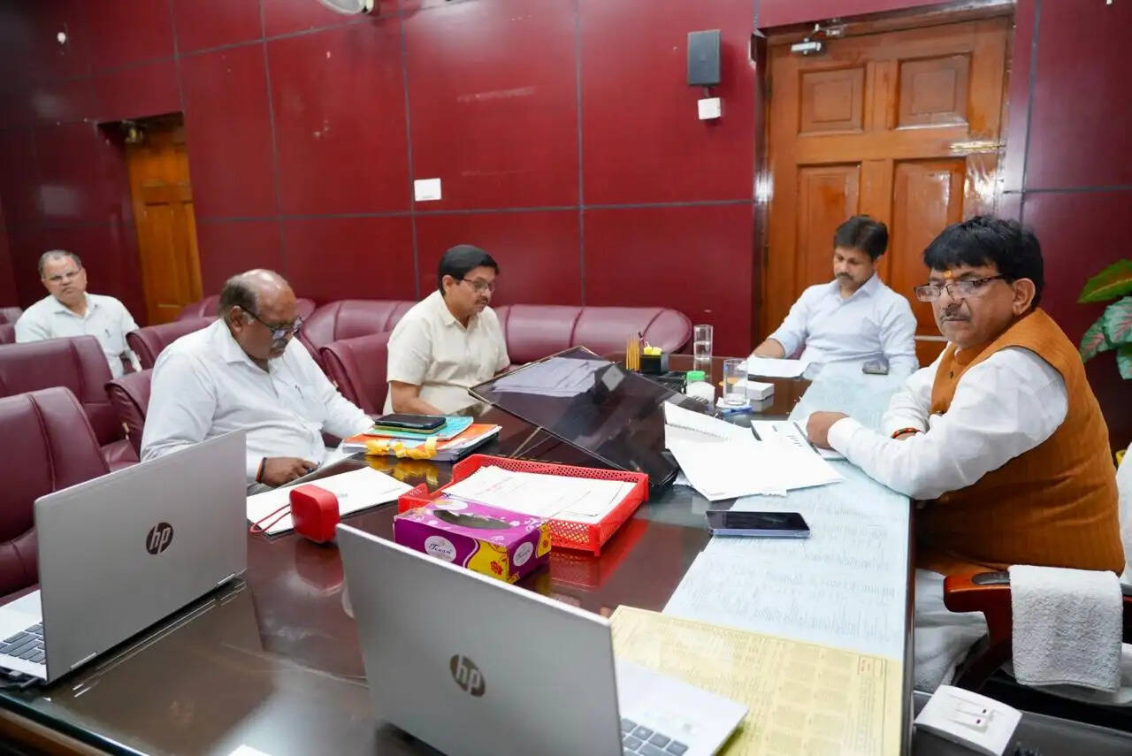 कौशल, उद्योग और रोजगार की त्रिवेणी से वन ट्रिलियन डॉलर अर्थव्यवस्था की ओर बढ़ रहा उत्तर प्रदेश : कपिल देव अग्रवाल