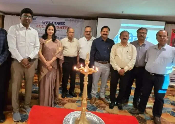 स्वास्थ्य सेवाओं में प्रगति नवीनतम तकनीकें : बेहतर परिणाम विषय पर चिकित्सीय संगोष्ठी