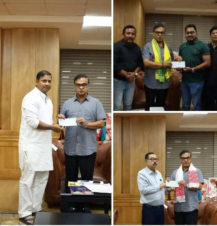 बाढ़ पीड़ितों की सहायता के लिए जनप्रतिनिधियों ने मुख्यमंत्री राहत कोष में दिया योगदान