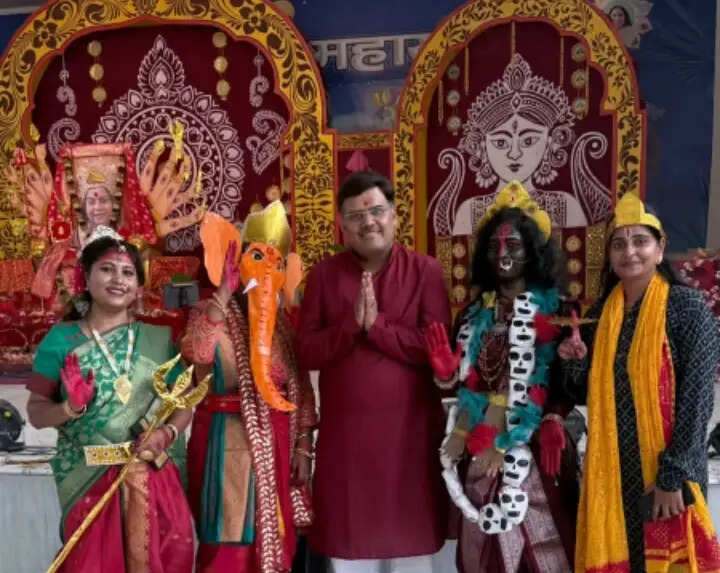 सहज मंदिर में महागौरी पूजा और सामूहिक हवन का आयोजन