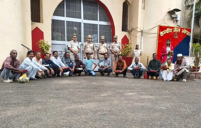 मध्य प्रदेश के विभिन्न जेलों से स्वतंत्रता दिवस के रिहा हुए 115 बंदी