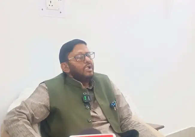 सपा में ‘लेटर वॉर’ पर तूफानी सरोज का पलटवार, बोले अनुशासनहीनता बर्दाश्त नहीं