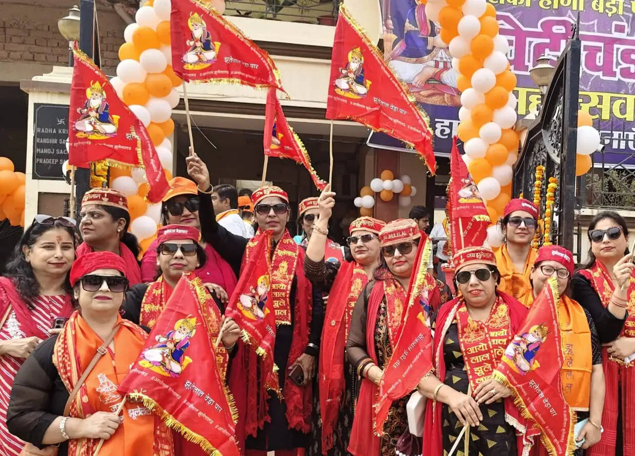 चेटीचंड पर सिंधी समाज की भव्य शोभायात्रा, जयकारों से गूंजा शहर