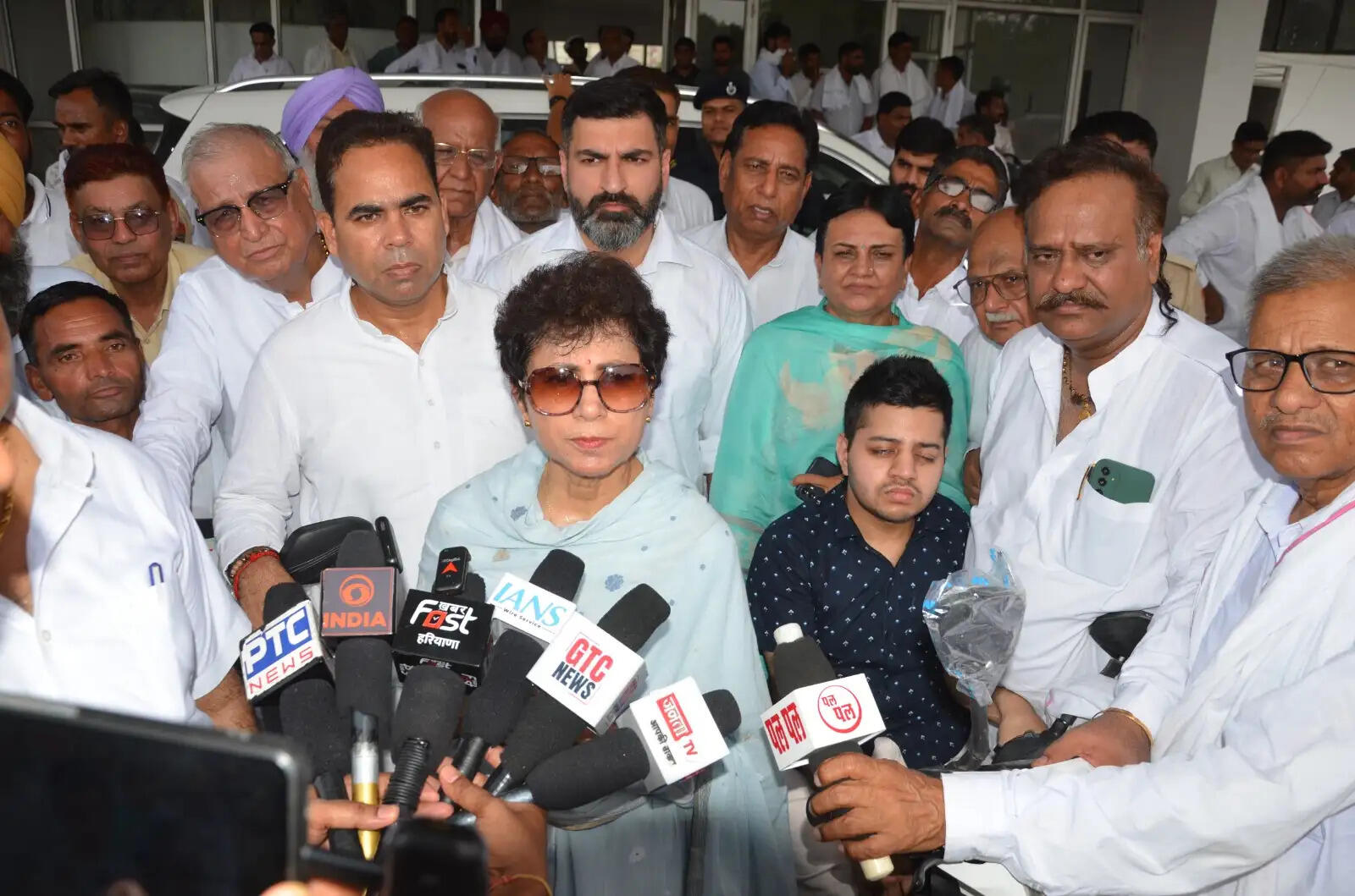 सिरसा: ग्रामीण क्षेत्रों में गहराया पेयजल संकट, सरकार नहीं दे रही ध्यान: सैलजा