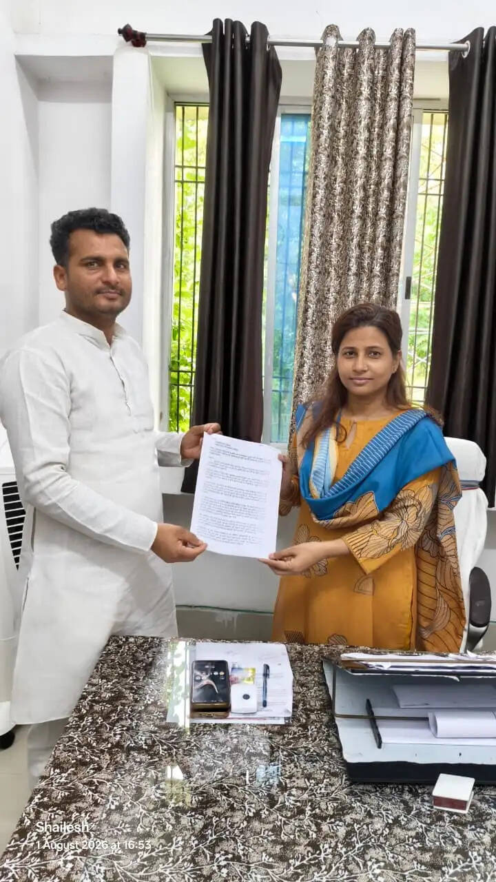 अतिक्रमण ने रोकी पानी की राह, सैकड़ों बीघा खेत जलमग्न, किसानों ने दी आंदोलन की चेतावनी