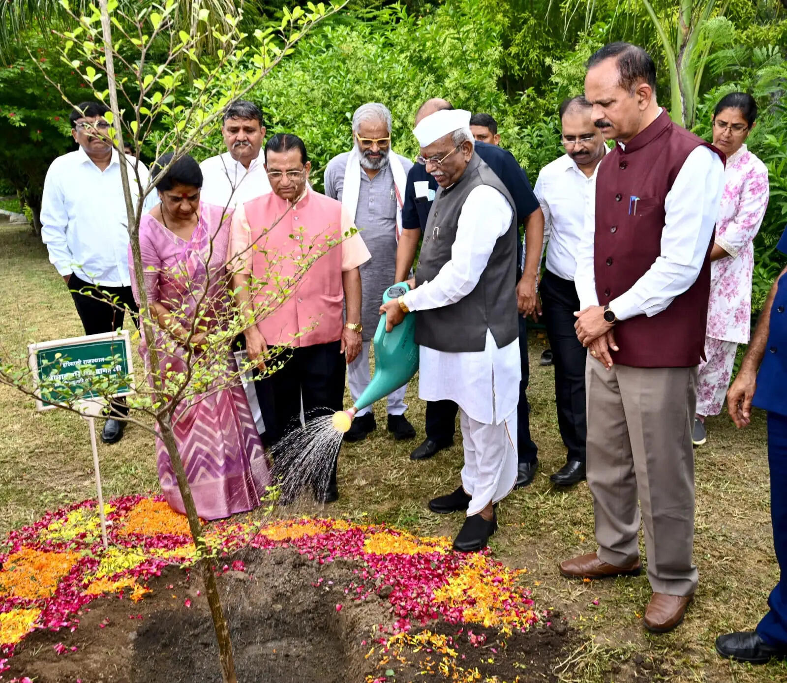 कृषि और संबद्ध व्यवसाय भारत की अर्थव्यवस्था की रीढ़, युवा नई तकनीक से बढ़ाएं कृषि की ताकत - राज्यपाल बागडे