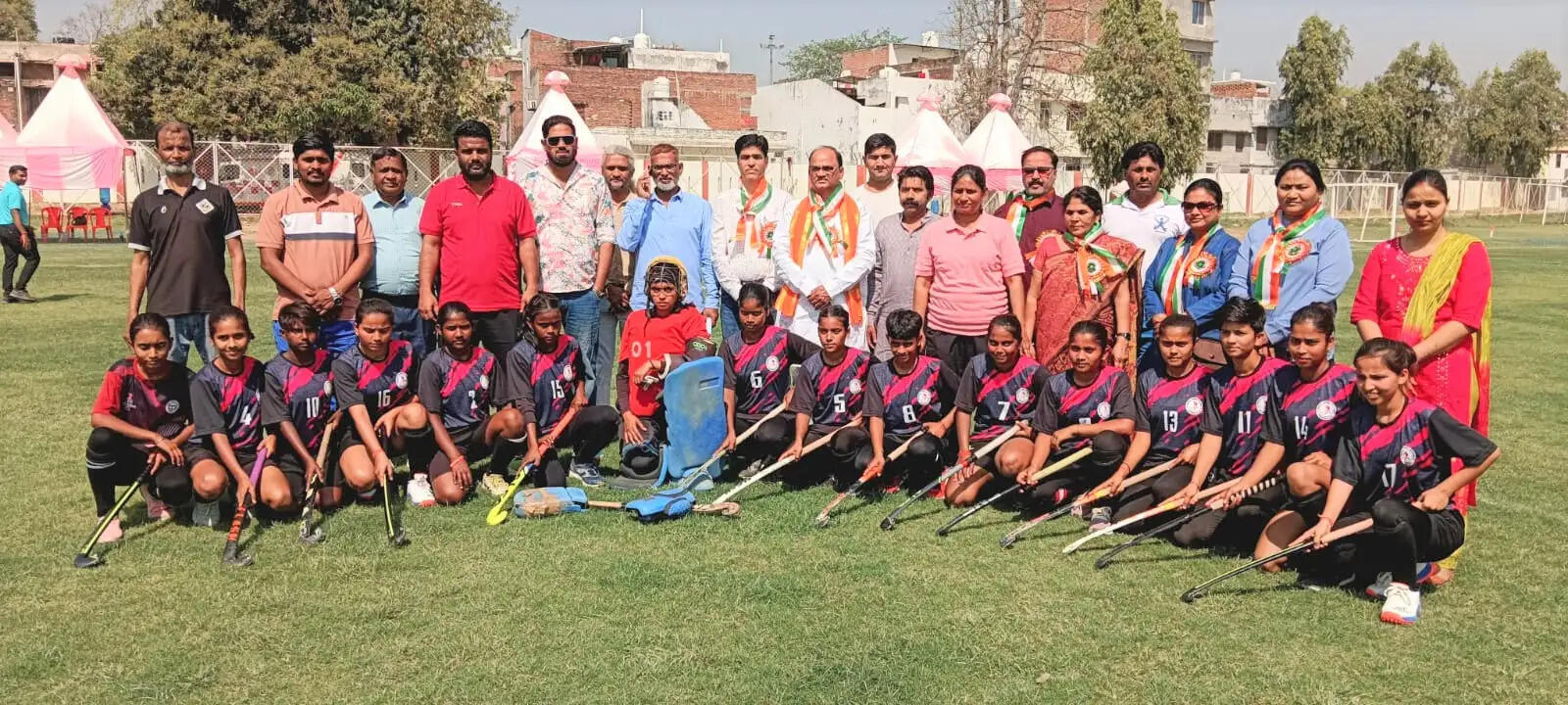 प्रतापगढ़ में ओपन स्टेट आमंत्रण हाकी प्रतियोगिता का हुआ शुभारम्भ, पहले दिन हुए छह मुकाबले
