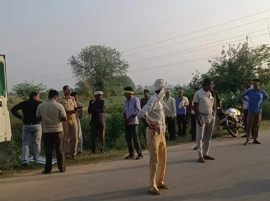 औरैया&nbsp;में&nbsp;अज्ञात वाहन की टक्कर से दो भाईयों की मौत