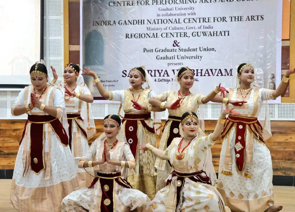 अंतरराष्ट्रीय नृत्य दिवस पर गौहाटी विश्वविद्यालय में ‘सत्रिया वैभवम’ का आयोजन