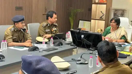 मानव तस्करी रोकने के लिए महिला आयोग और आरपीएफ के बीच एमओयू