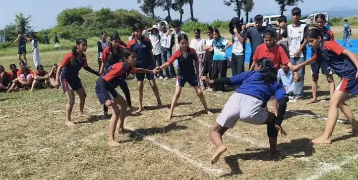 टिहरी विधानसभा की अंडर-19 की एथलेटिक्स में आदिशिखा का दबदबा