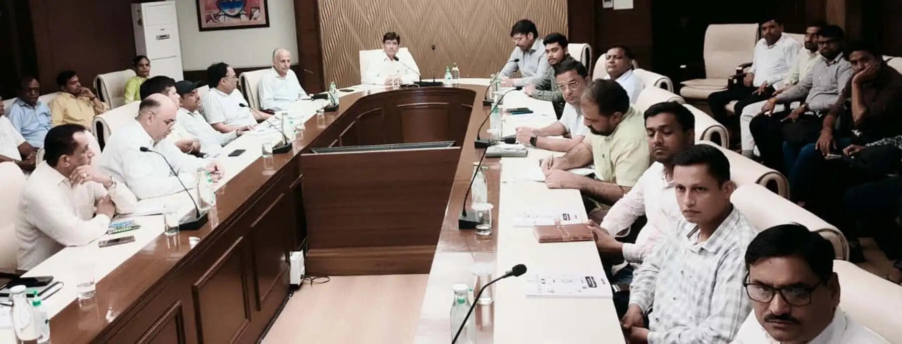 गुरुग्राम: जनगणना के दूसरे चरण की तैयारियों को लेकर अधिकारियों को दिया गया प्रशिक्षण