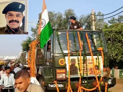 फरीदाबाद : सैन्य जवान दिनेश वशिष्ठ की हुई मौत, सैन्य सम्मान के साथ हुआ अंतिम संस्कार