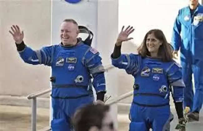 सुनीता विलियम्स ने तीसरी बार अंतरिक्ष के लिए भरी उड़ान