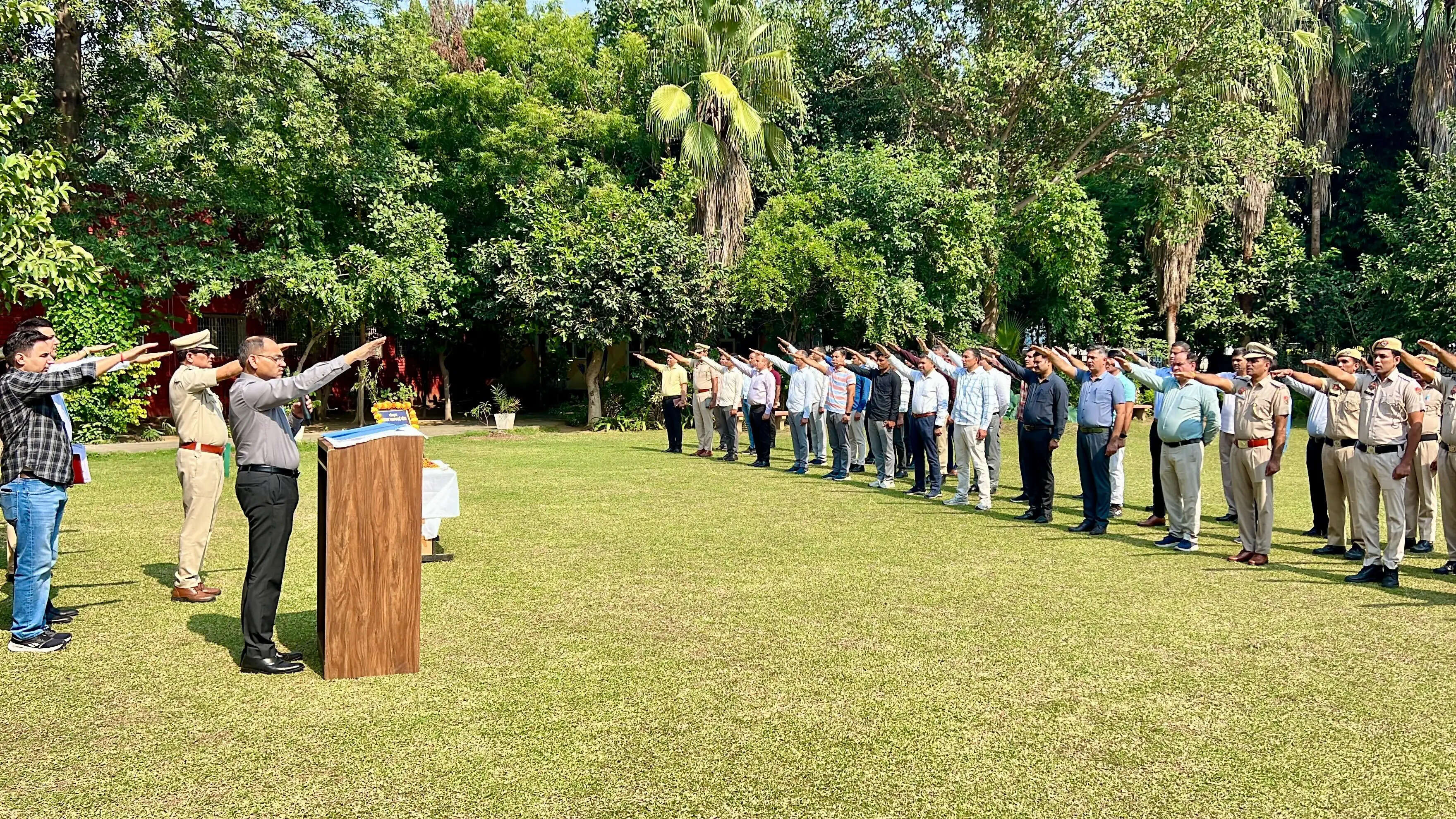 फरीदाबाद : समाज में शांति, सद्भाव कायम करने में पुलिस की महत्वपूर्ण जिम्मेदारी : सतेंद्र गुप्ता