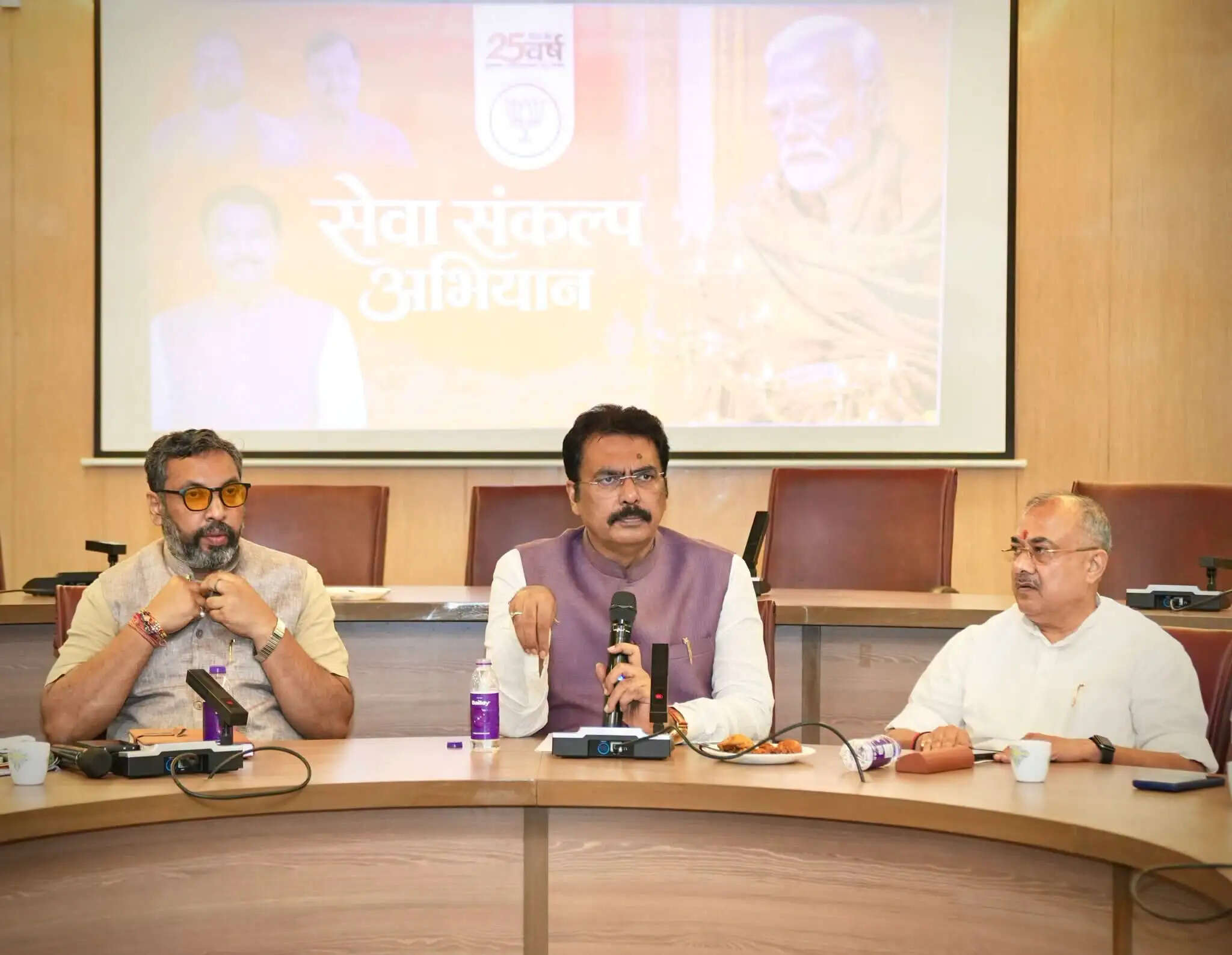 कार्यक्रमों की सफलता के लिए बेहतर समन्वय और सक्रिय सहभागिता जरूरी : संजय सरावगी