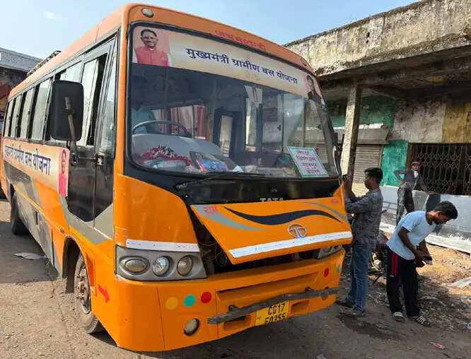 दरभा के कोलेंग तक 'मुख्यमंत्री ग्रामीण बस सेवा योजना' का एक वर्ष पूरा हुआ