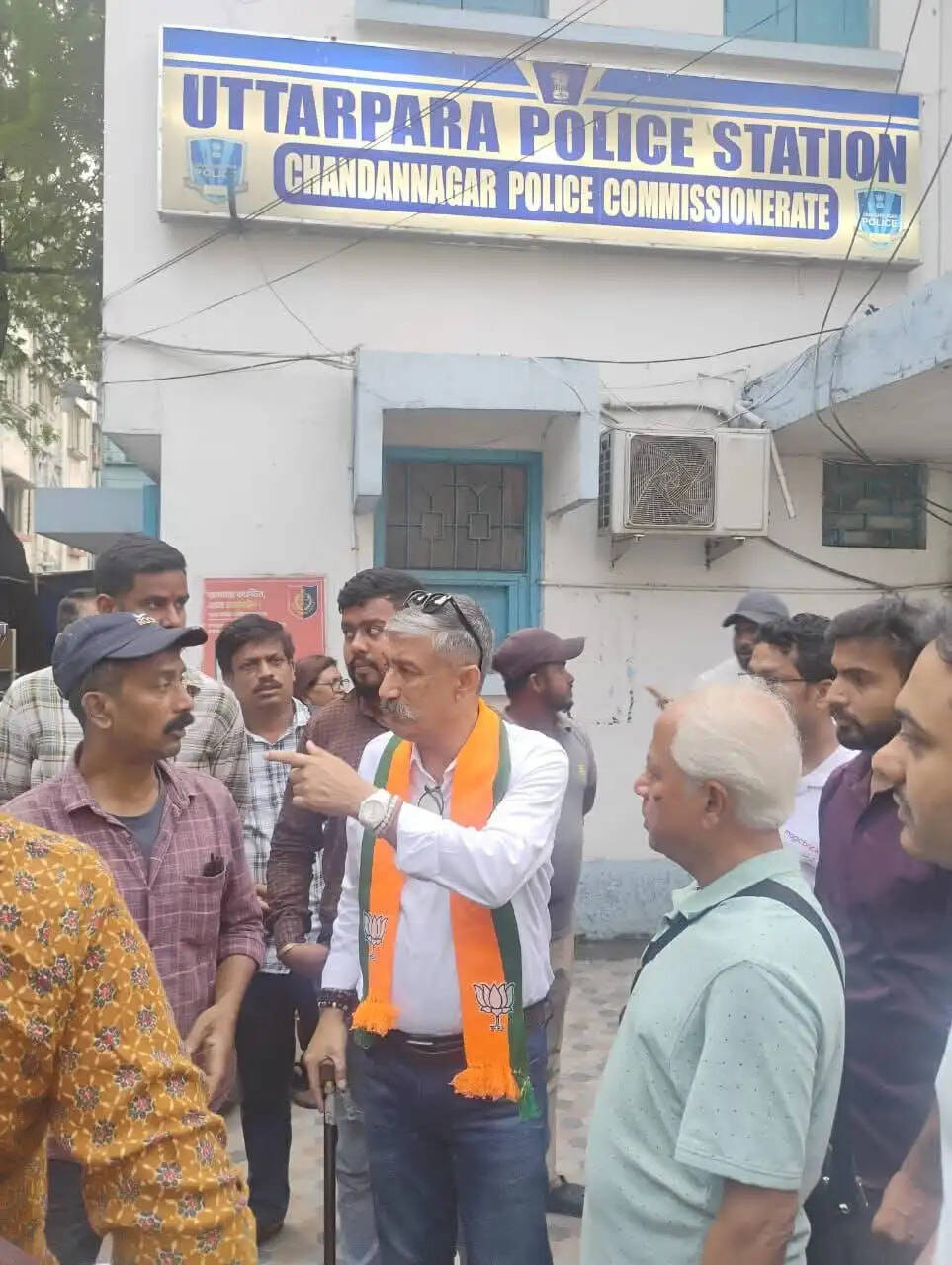 उत्तरपाड़ा में नन्हीं छात्राओं से कथित दुष्कर्म पर बवाल, भाजपा के दबाव में एफआईआर के बाद आरोपित गिरफ्तार