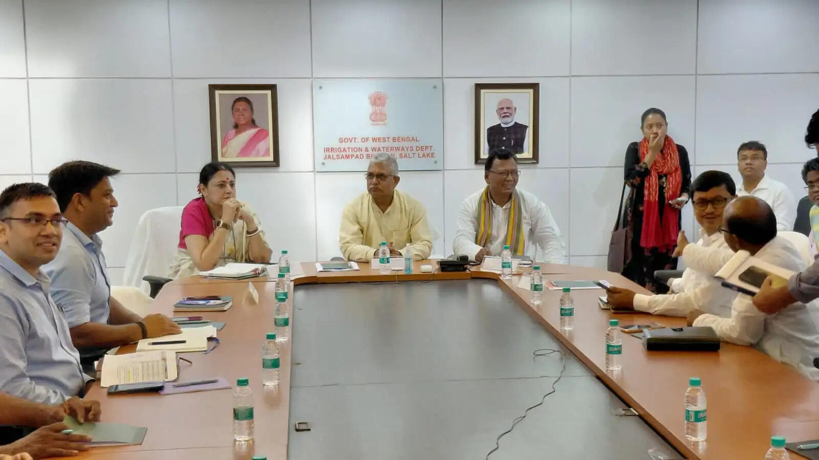 मानसून से पहले अलर्ट हुई बंगाल सरकार, उच्चस्तरीय बैठक में तय हुई बाढ़ और जलजमाव रोकने की रणनीति तय