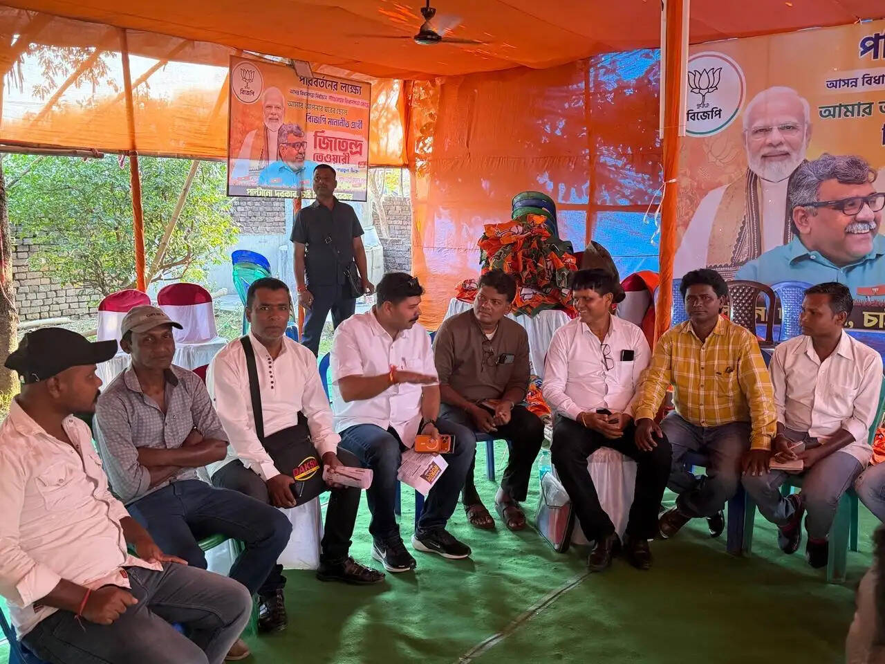 पांडेश्वर में जितेश कुमार का जनसंपर्क, किया विकास का वादा