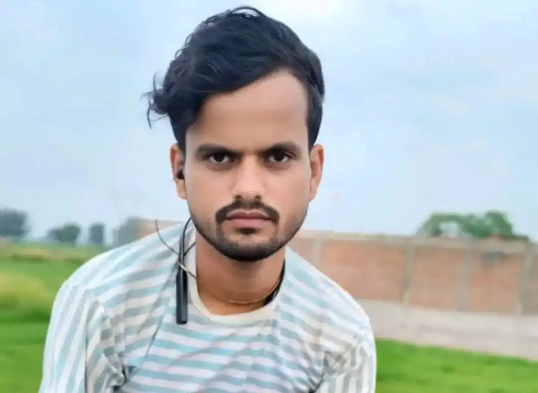 औरैया:&nbsp;खेत में युवक का शव मिला,&nbsp;जांच&nbsp;में&nbsp;जुटी&nbsp;पुलिस