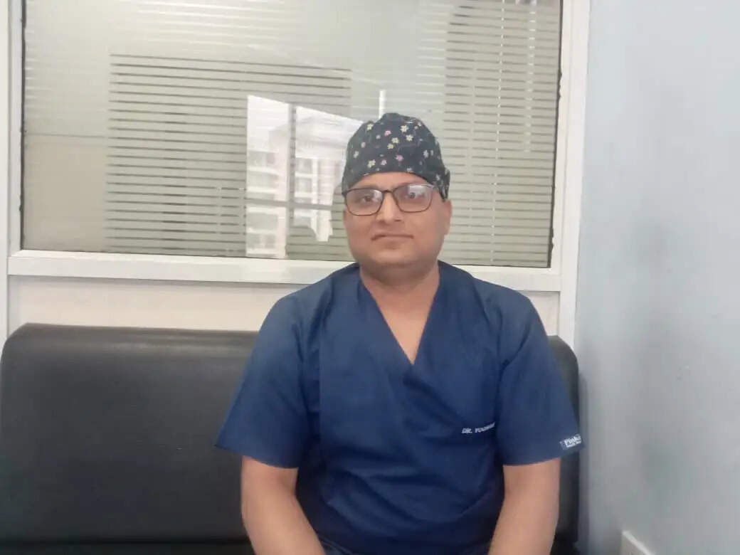 चिकित्सकों ने की 70 वर्षीय महिला की जटिल स्पाइनल सर्जरी