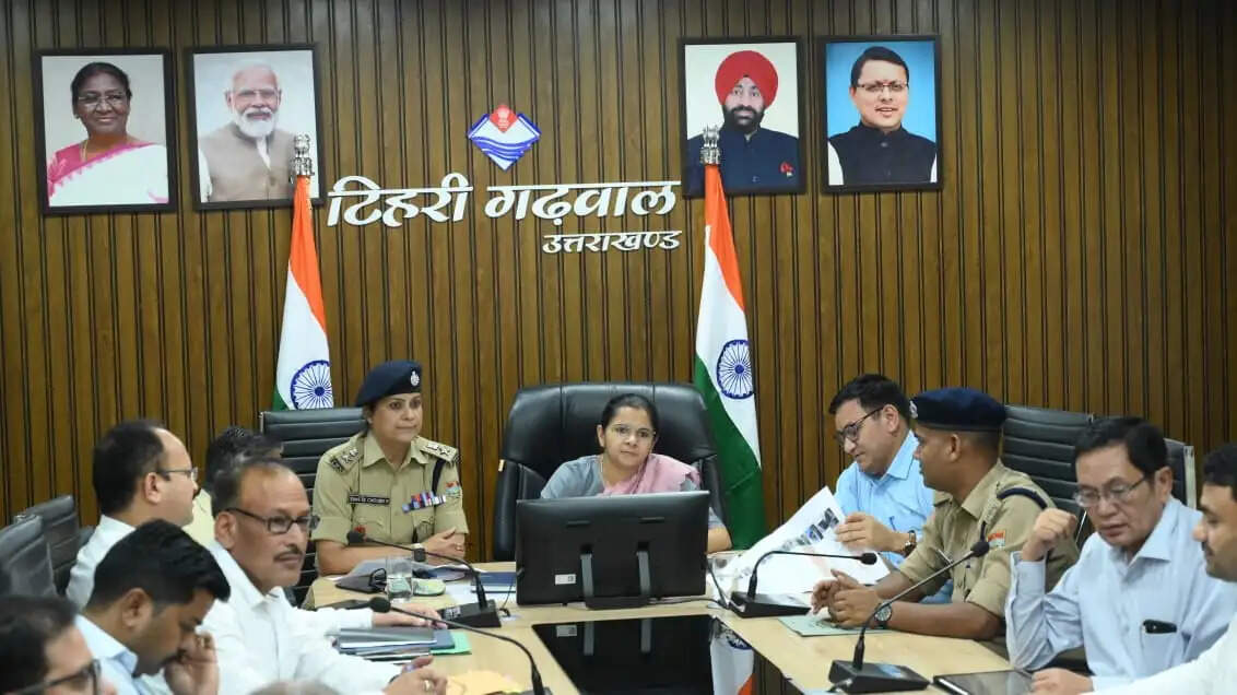 टिहरी झील परिक्षेत्र बनेगा स्मार्ट पर्यटन का नया स्वरूपः डीएम