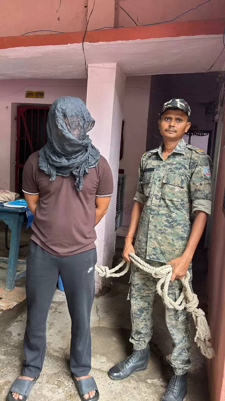 पॉश इलाके में सेक्स रैकेट का खुलासा, दो गिरफ्तार