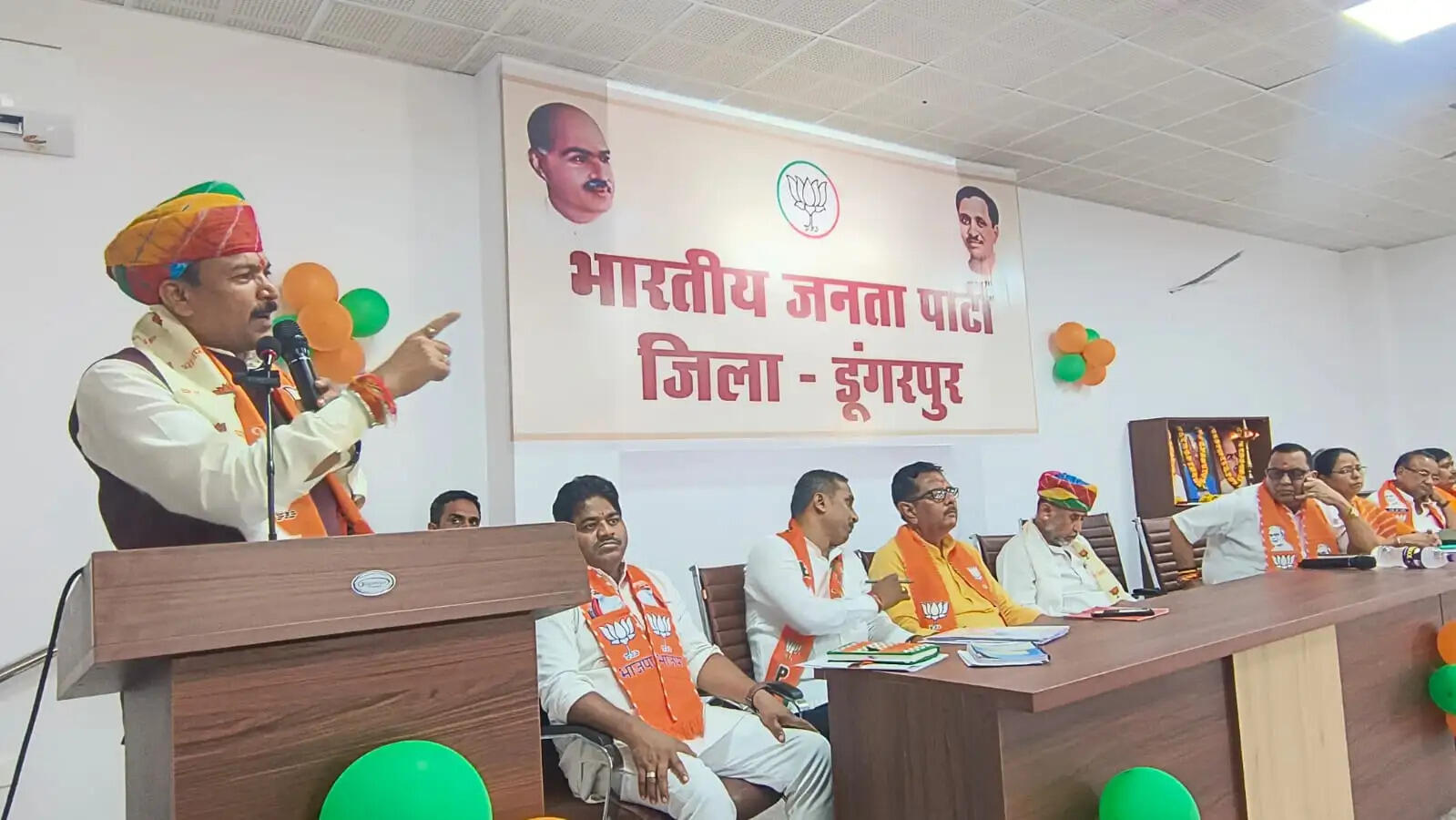डूंगरपुर में भाजपा का मिशन 40: हर वार्ड में कमल खिलाने उतरे कार्यकर्ता- राष्ट्रीय महामंत्री गजेंद्र पटेल