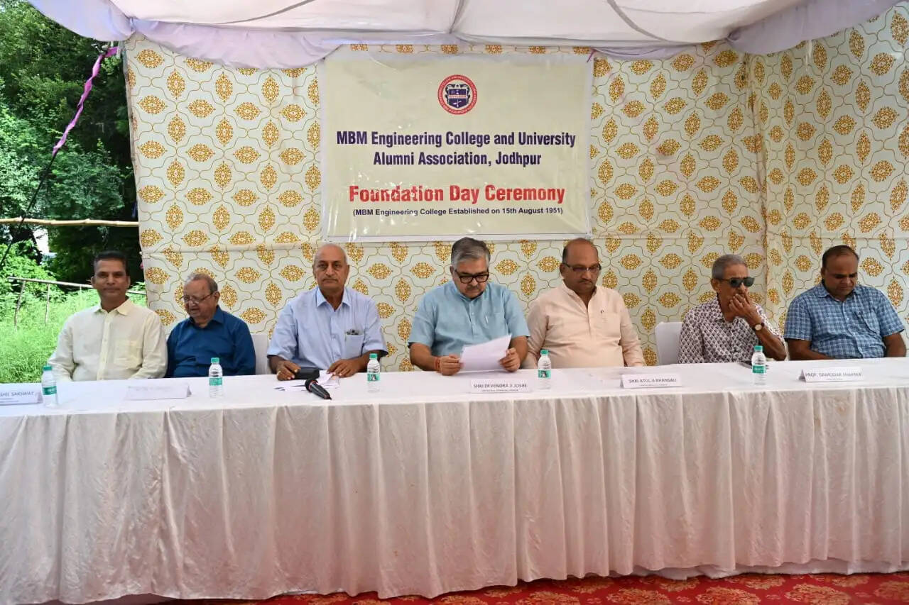 एमबीएम इंजीनियरिंग कॉलेज में मनाया 76वां स्थापना दिवस