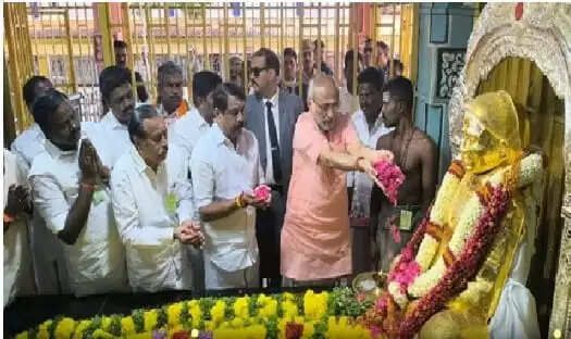 उपराष्ट्रपति सी.पी. राधाकृष्णन ने मुथुरामलिंग थेवर स्मारक पर श्रद्धांजलि अर्पित की, थेवर गुरु पूजा महोत्सव आज