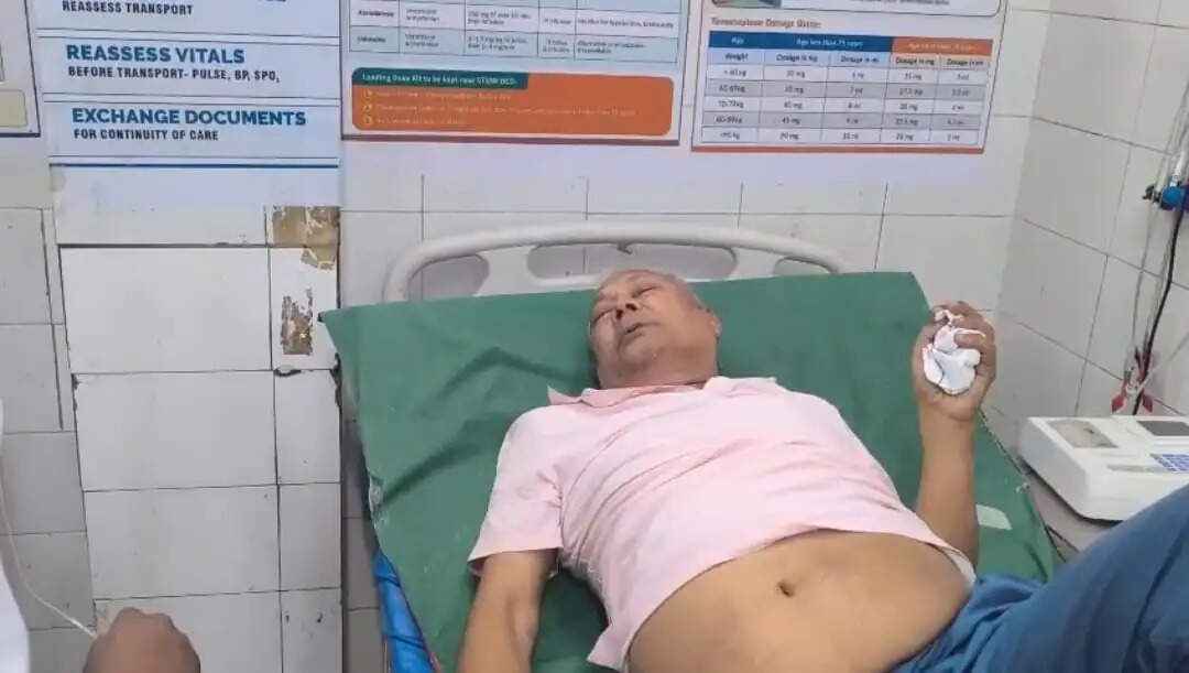 जौनपुर जेल में पूर्व सांसद उमाकांत यादव की तबीयत बिगड़ी, सीने में दर्द के बाद BHU रेफर