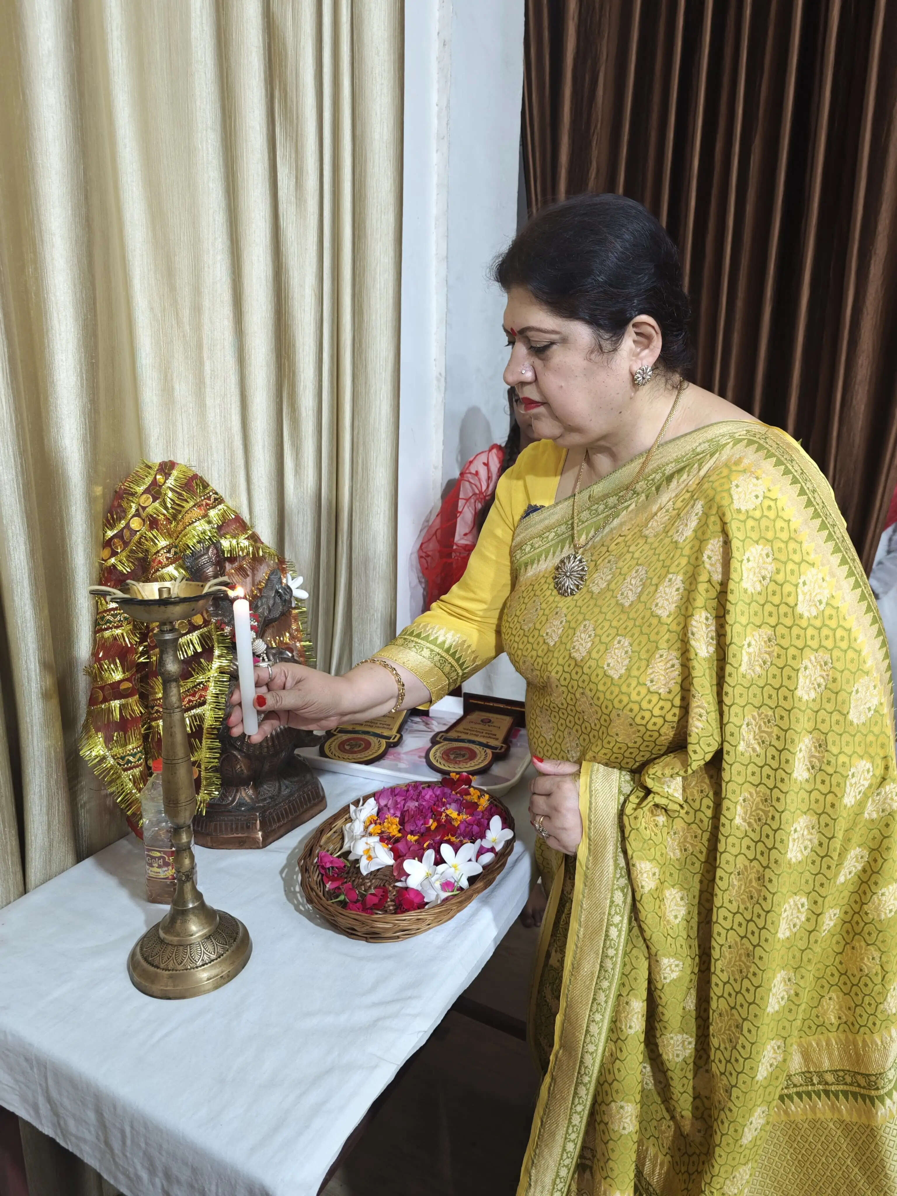 सेवा ही सच्चा संस्कार है, जो व्यक्ति को समाज से जोड़कर उसे श्रेष्ठ बनाता है : रीना त्रिपाठी