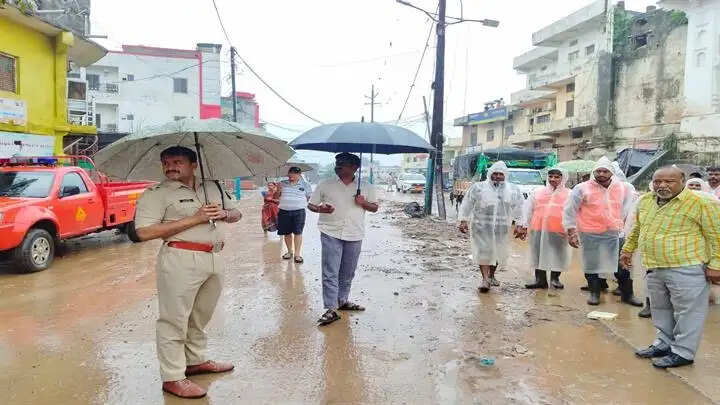मप्र के चित्रकूट में भारी बारिश से लगातार बढ़ रहा मंदाकिनी का जलस्तर, जिला प्रशासन अलर्ट