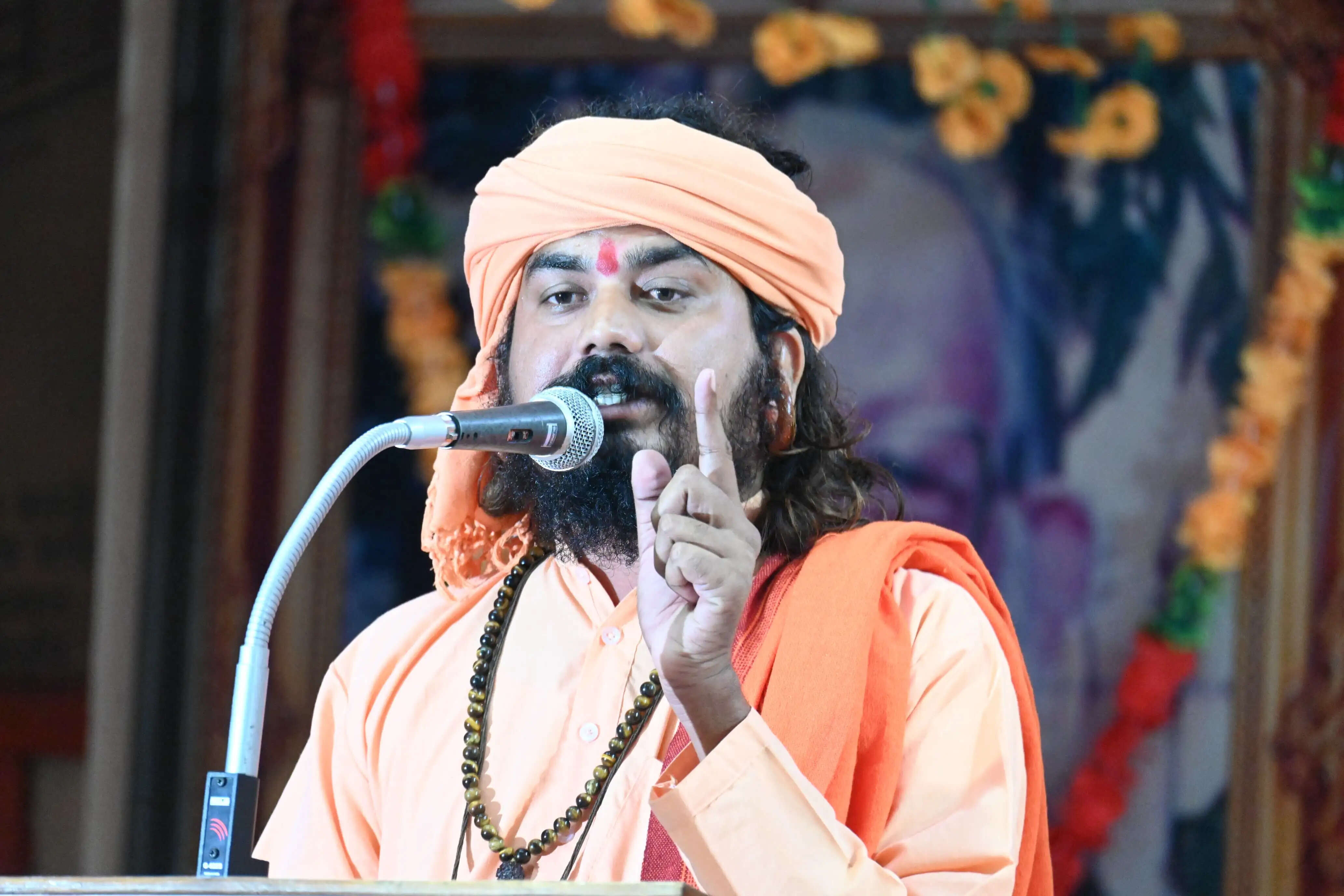 व्यक्ति, परिवार और समाज के लिए अत्यंत घातक है नशा : प्रो. सोलंकी*