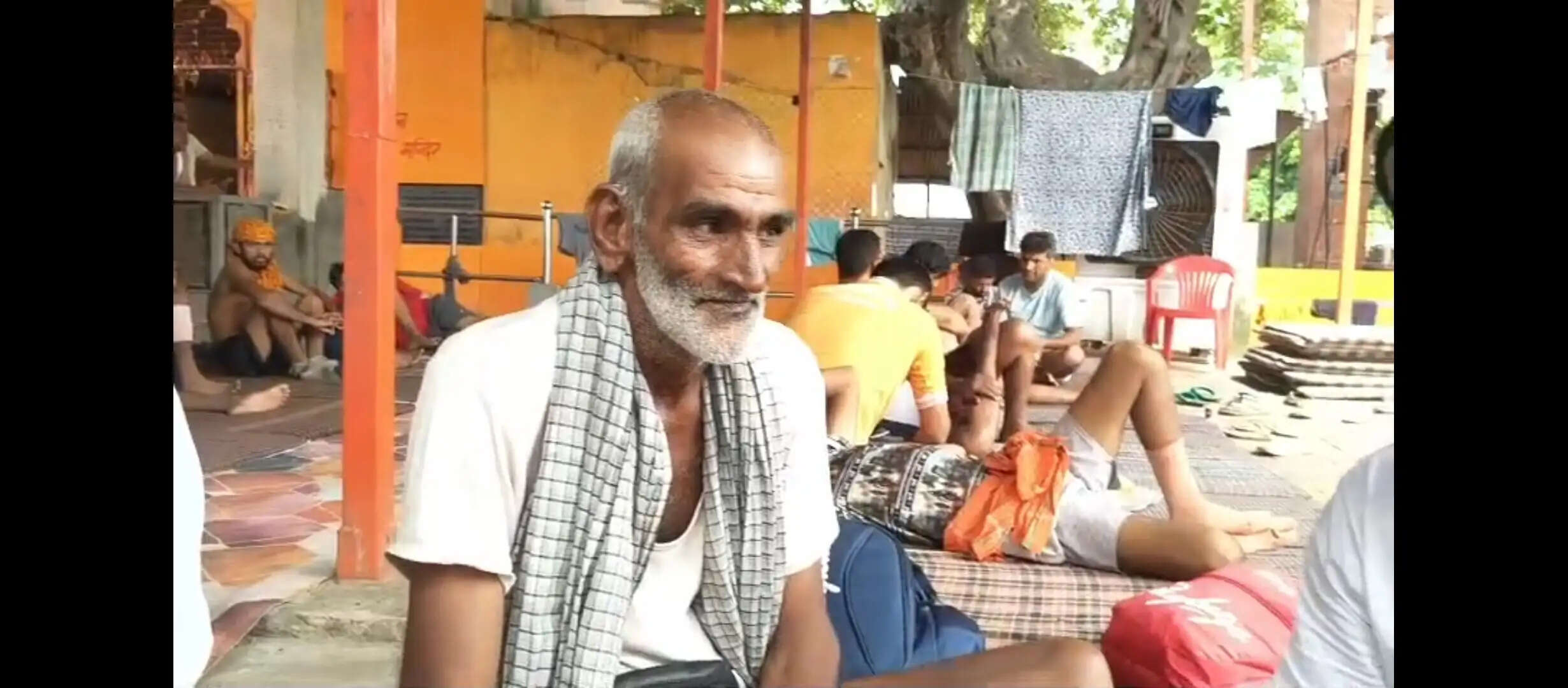 मुझे शादी से दूर रखना भोले बाबा- कांवड़िया