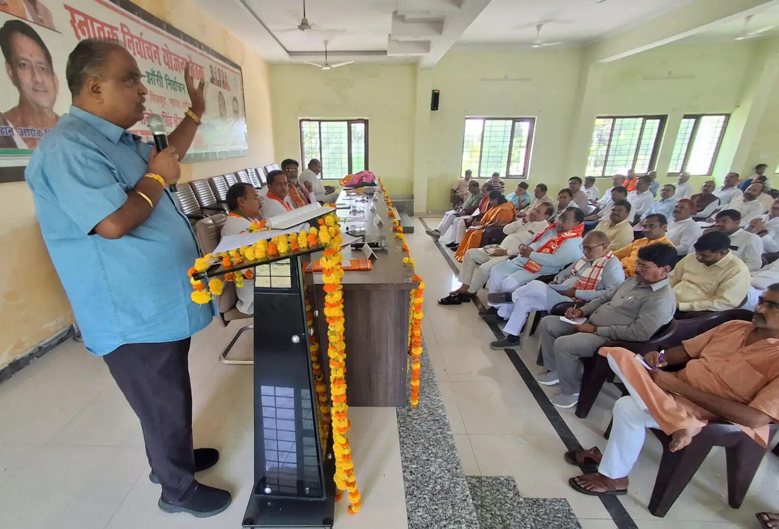 भाजपा उम्मीदवार को जिताने के लिए अभी से जुटें पदाधिकारी—कार्यकर्ता : मानवेन्द्र सिंह