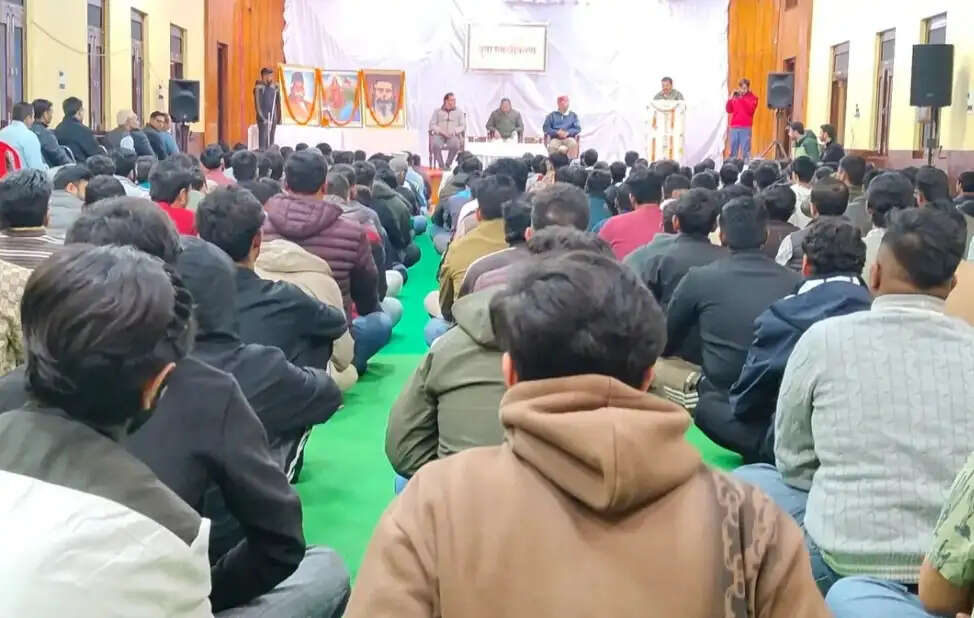 समाज में सजग प्रहरी बनकर नशे के खिलाफ प्रभावी दीवार खड़ी करें स्वयंसेवक : दत्तात्रेय होसबोले