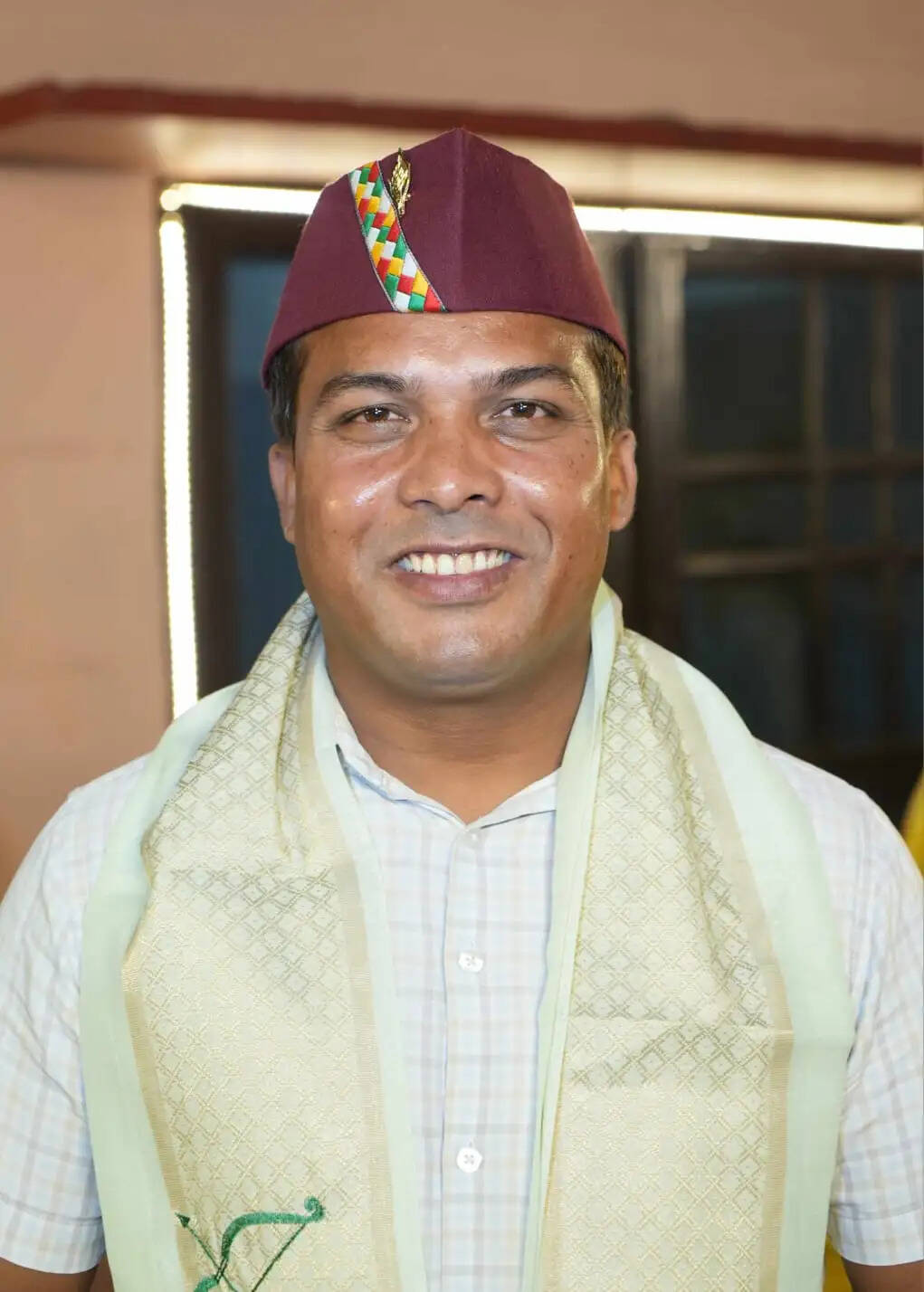 सब्सिडी के गैस सिलेंडरों की संख्या घटाने के फैसले पर युवा कांग्रेस का सरकार पर हमला