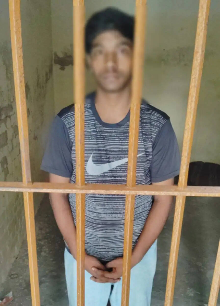 गोरखपुर: नाबालिग से दुष्कर्म के आरोप में अभियुक्त गिरफ्तार