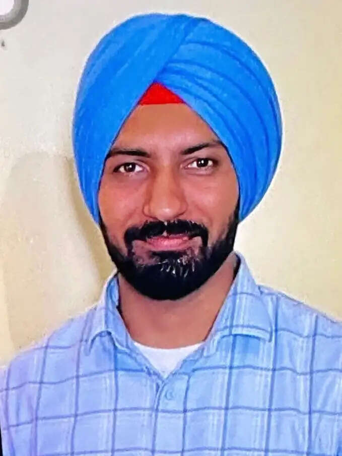 राजौरी में ड्यूटी के दौरान मुक्तसर के सैनिक की मौत, गांव में शोक की लहर
