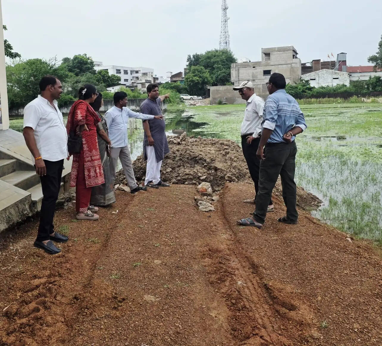 विकास कार्यों को समयबद्ध तरीके से समय पर पूरा किया जाए: विजय मोटवानी