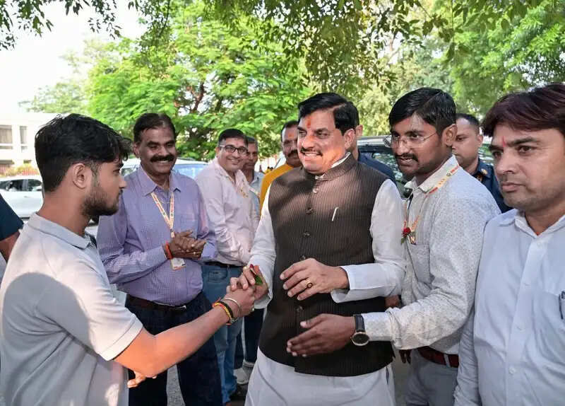 मप्र के मुख्यमंत्री डॉ यादव बिहार के बोधगया में सेवा भारती के सेवा कार्यों से हुए अवगत