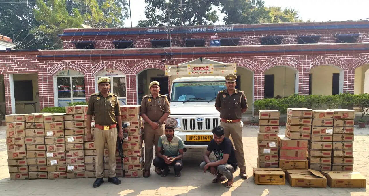 वाहन चेकिंग में भारी मात्रा में अवैध शराब बरामद, दो गिरफ्तार