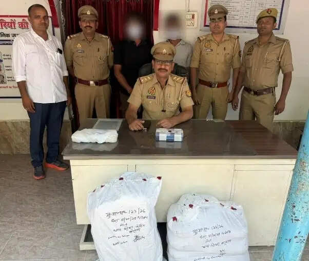 वाराणसी शहर में 30.745 किलो अवैध गांजा के साथ ओडिशा के दो तस्कर गिरफ्तार