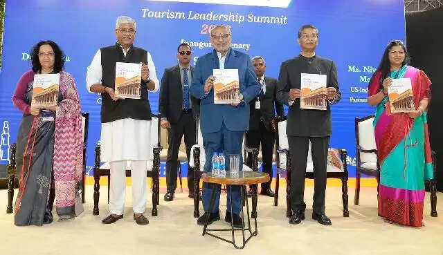 एआई जैसी उभरती प्रौद्योगिकियों के समुचित एकीकरण से पर्यटन अनुभव बेहतर होगाः उपराष्ट्रपति