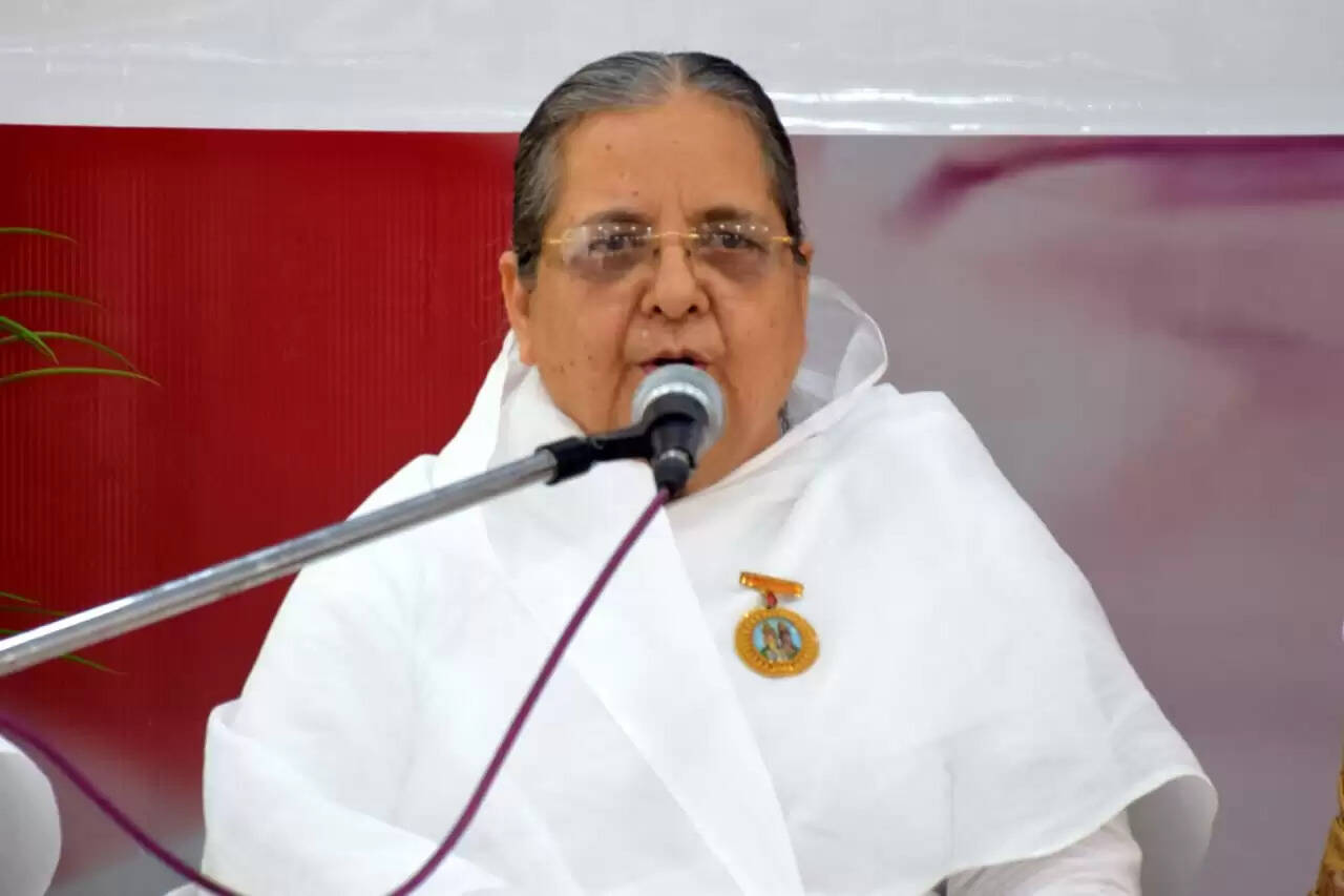 कार्तिक पूर्णिमा पर ब्रह्माकुमारी में ईश्वरीय ज्ञान स्नान कार्यक्रम