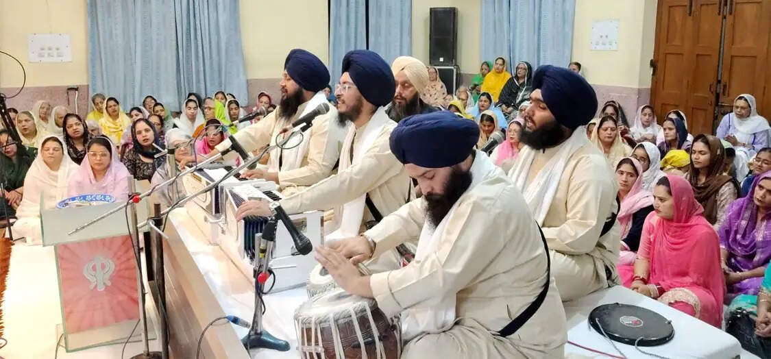 गुरु अमरदास का प्रकाश पर्व श्रद्धापूर्वक मनाया